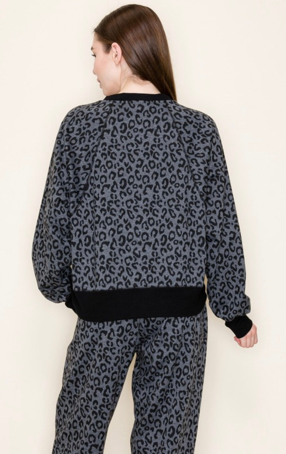 Long Sleeve Leopard Crewneck