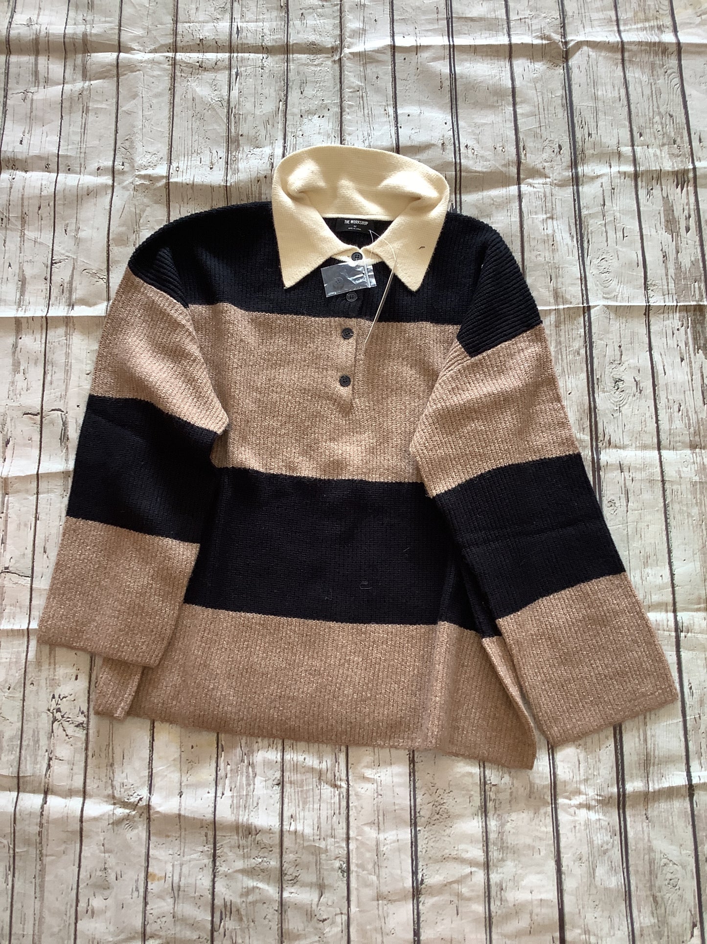 Wide stripe & collar polo sweater
