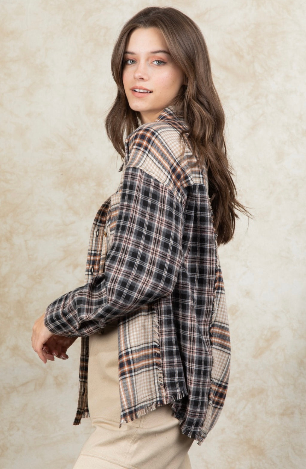 Plus Size Oversized Contrast Flannel Top