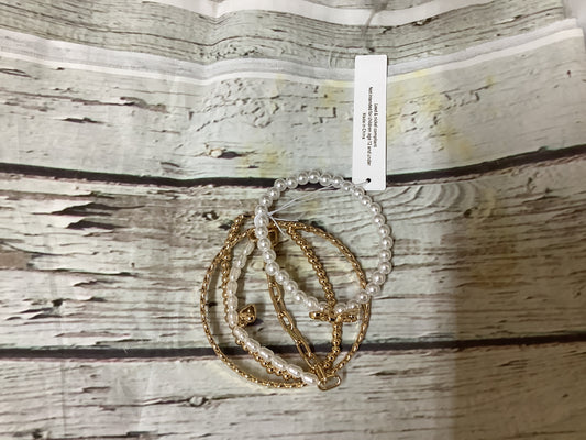 Bow pearl Rhinestone Bangle set