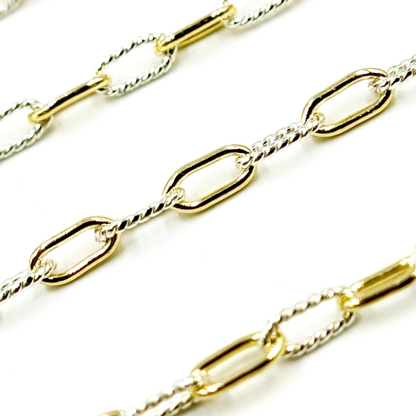XM3106PZXETT. 14k Gold Filled Smooth and Silver Textured Paperclip Link Chain