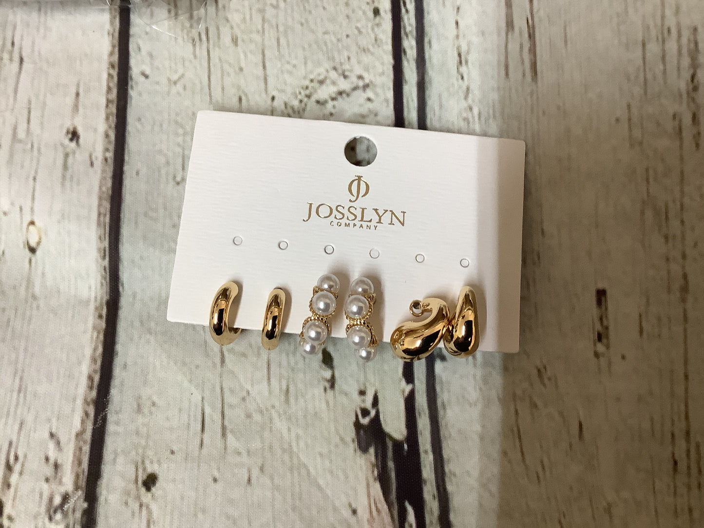 Trio Pearl Gold Hoop