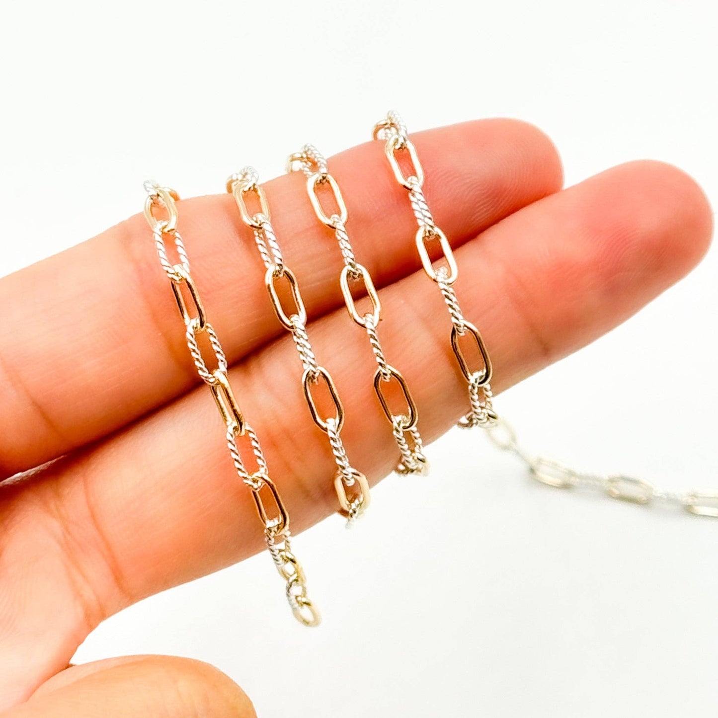 XM3106PZXETT. 14k Gold Filled Smooth and Silver Textured Paperclip Link Chain