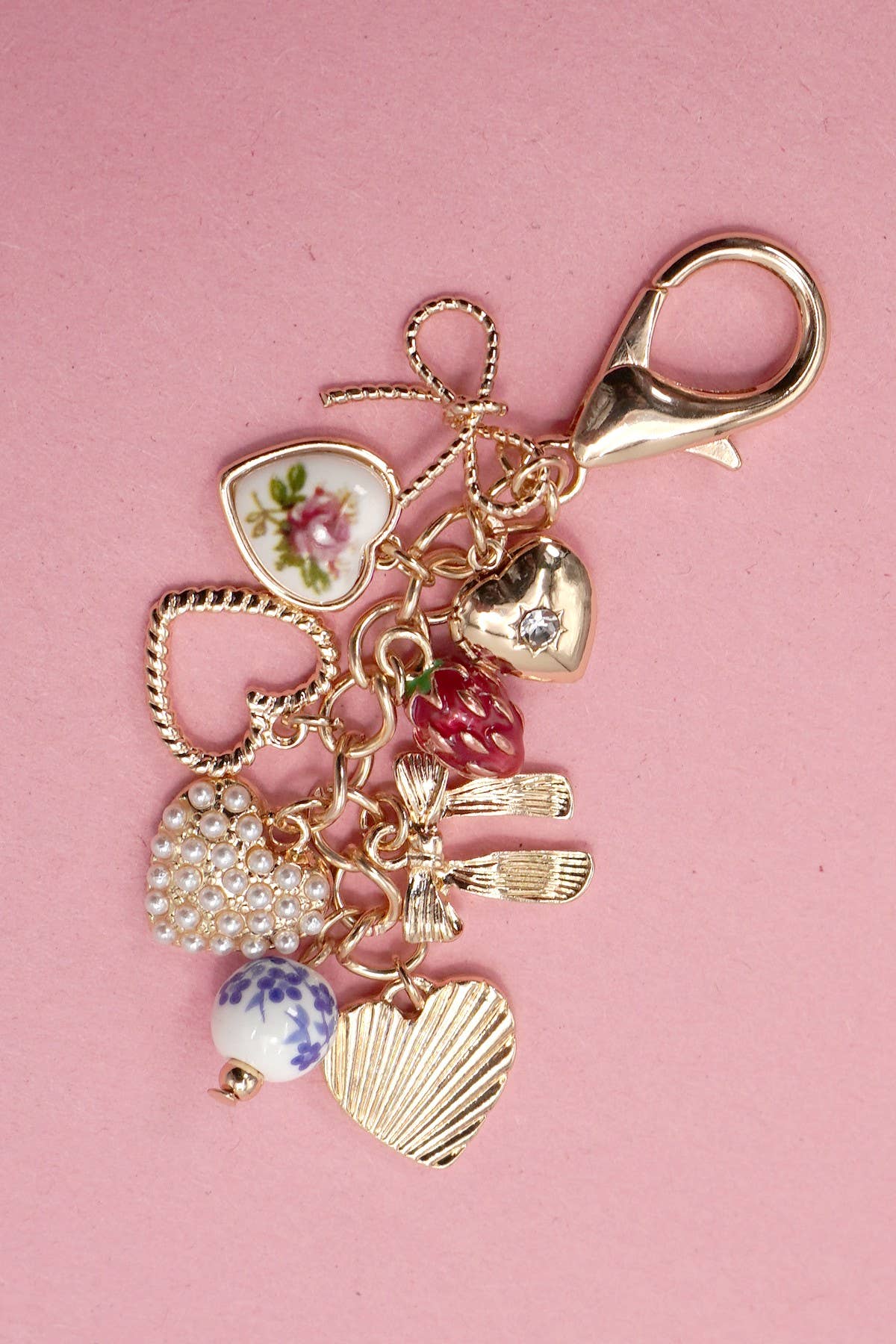 PORCELAIN BOWS HEARTS PEARL STRAWBERRY BAG CHARM | 80K008